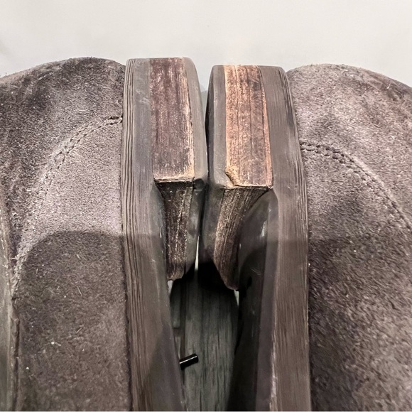 Ugg Mens Suede/Leather Brown Boots, Size 10.5 - Picture 6 of 9